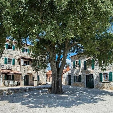 Villa Antonci-18, Pool, 3 Houses, Jacuzzi, Private Territory Antonci  Exterior foto