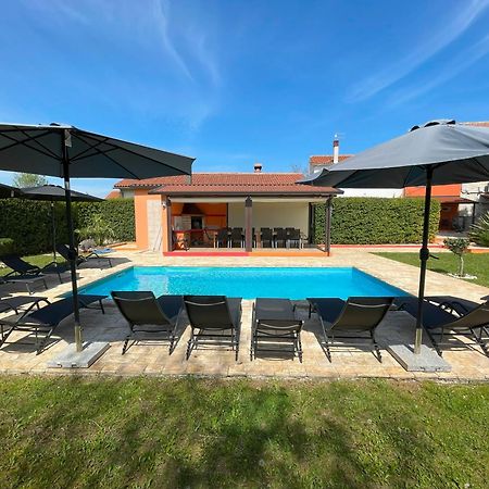 Villa Antonci-18, Pool, 3 Houses, Jacuzzi, Private Territory Antonci  Exterior foto