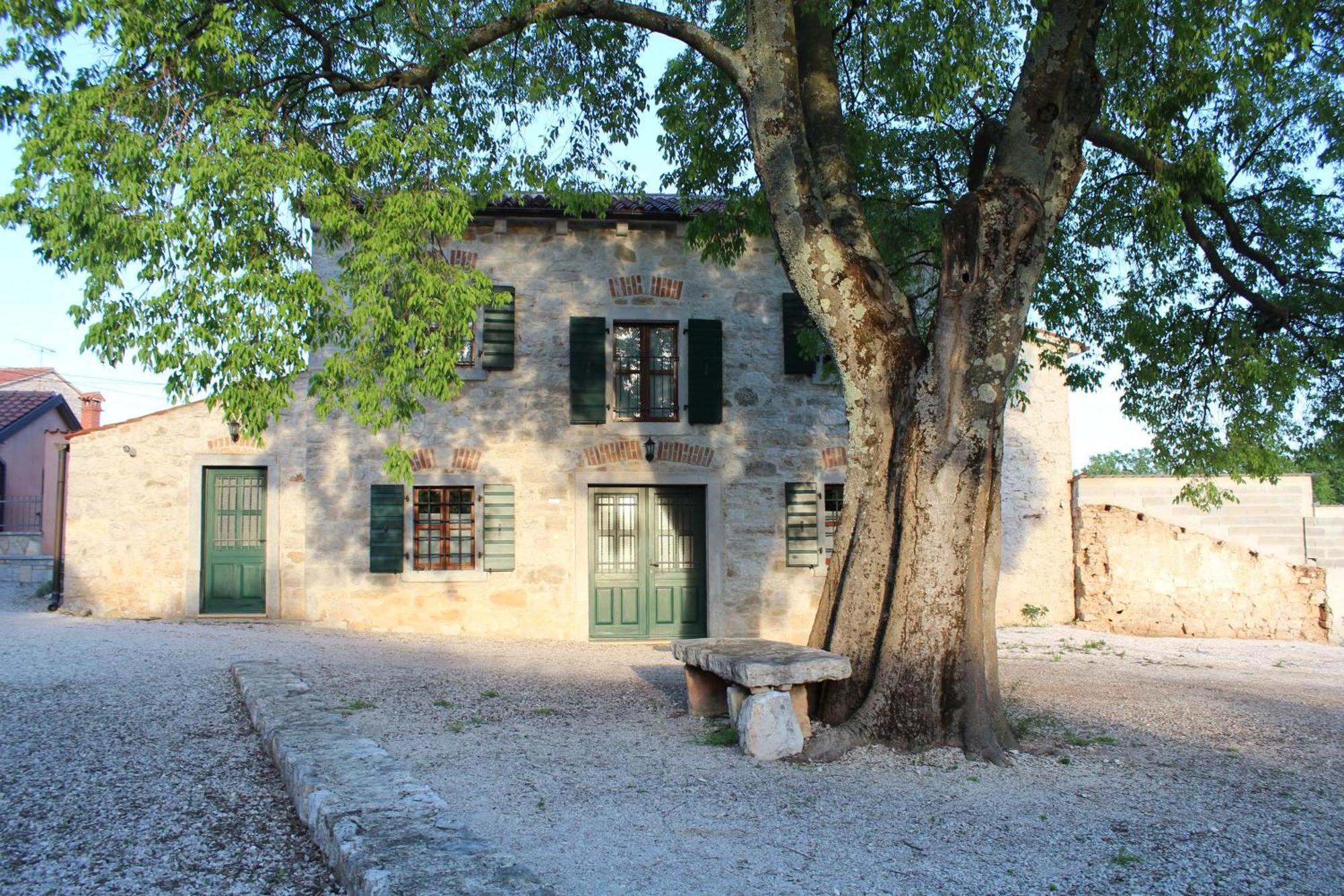 Villa Antonci-18, Pool, 3 Houses, Jacuzzi, Private Territory Antonci  Exterior foto